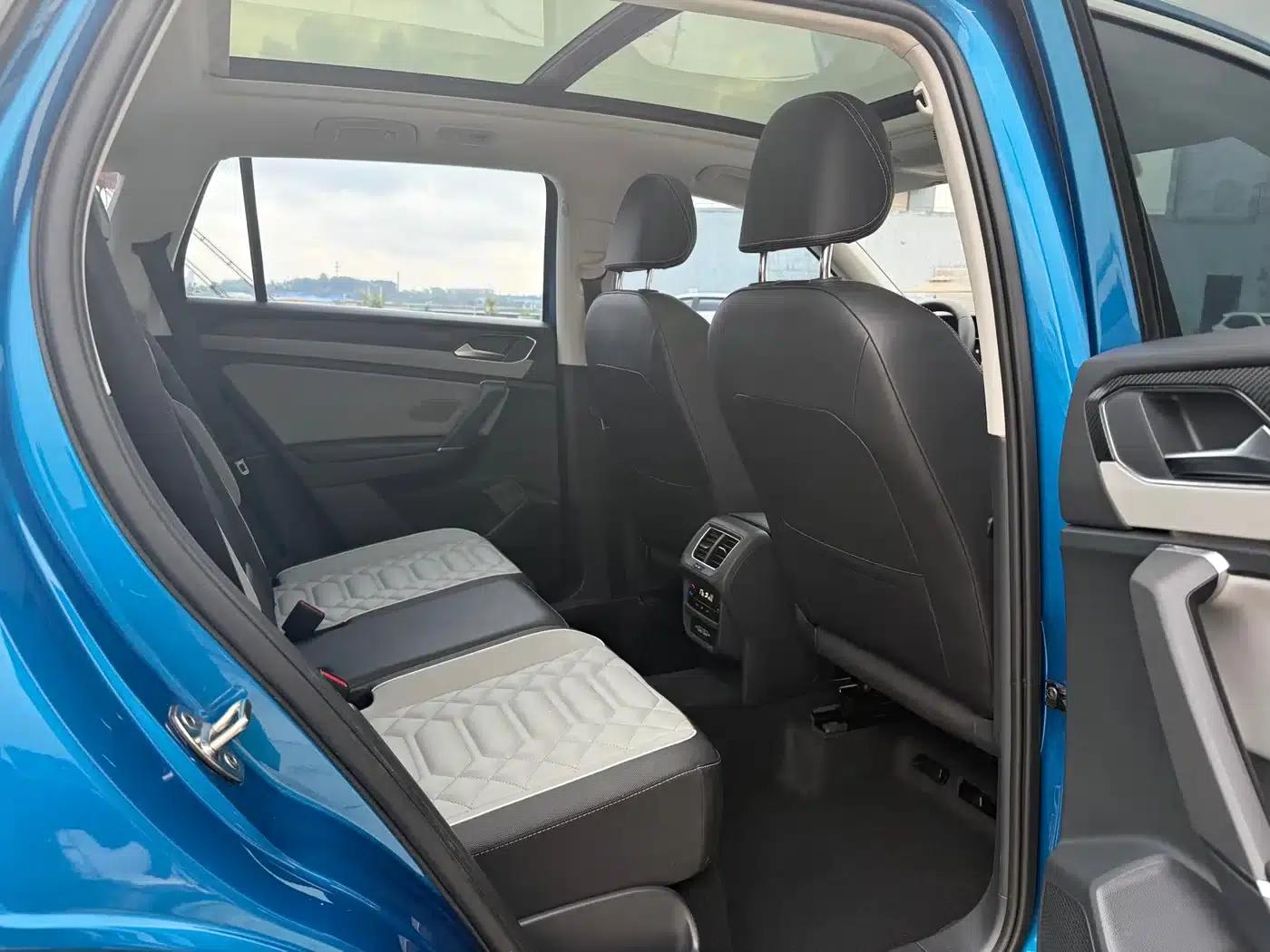 Tayron GTE Plug-in Hybrid 2023 280TSI Luxury Plus Advanced Edition — миниатюра 25