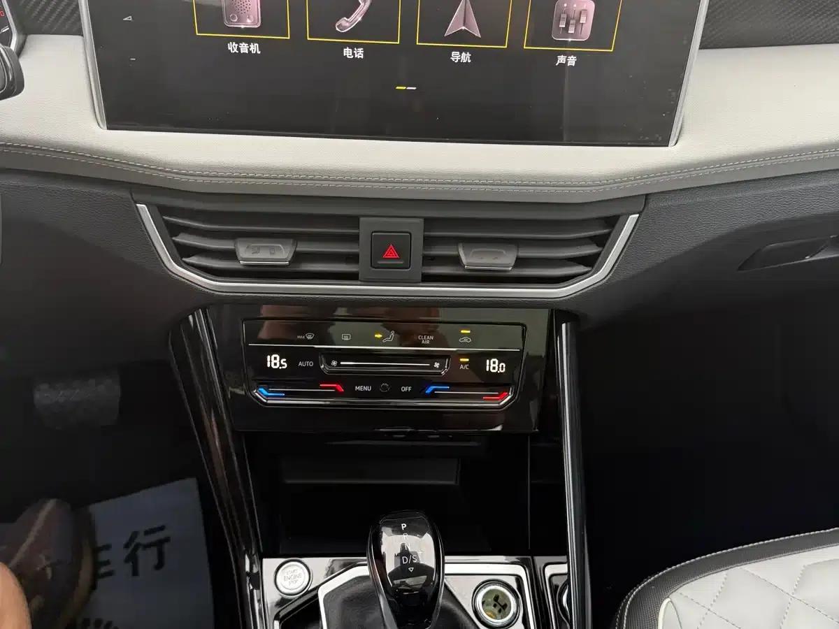 Tayron GTE Plug-in Hybrid 2023 280TSI Luxury Plus Advanced Edition — миниатюра 30