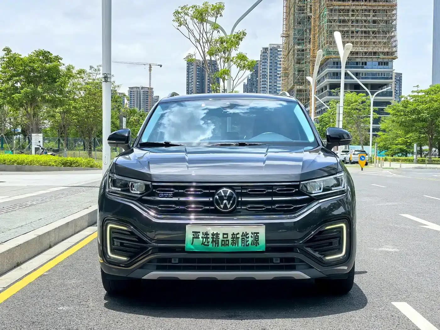 Tayron GTE Plug-in Hybrid 2022 1.4T Premium Edition — миниатюра 2