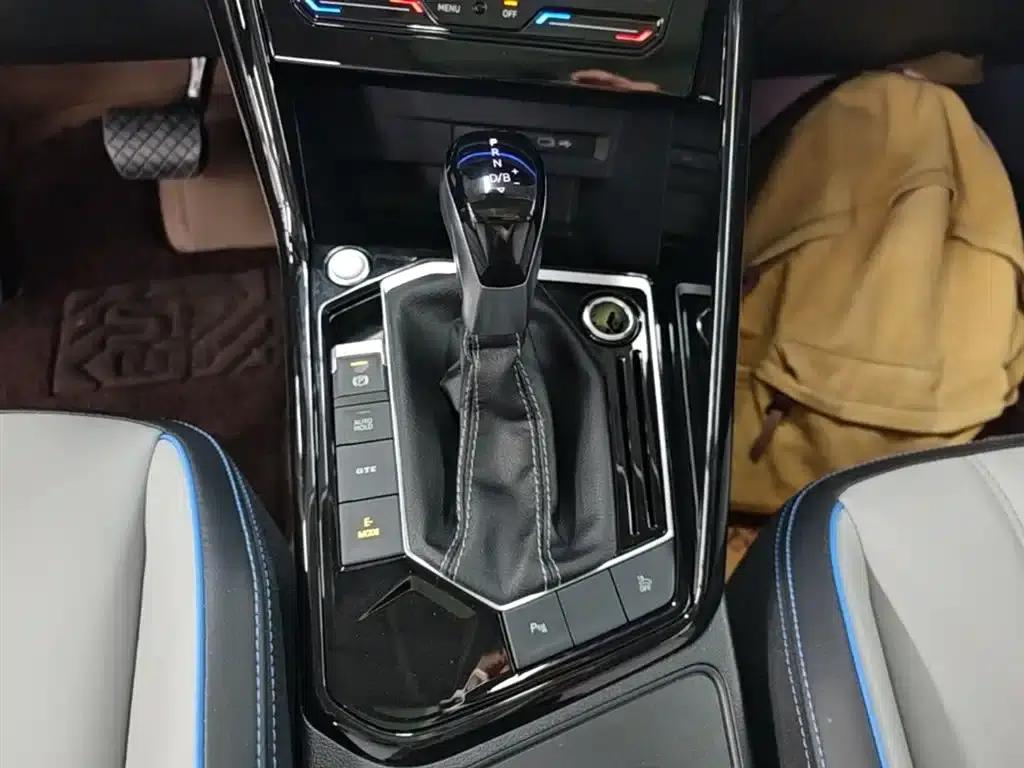Tayron GTE Plug-in Hybrid 2023 280TSI Luxury Plus Advanced Edition — миниатюра 14