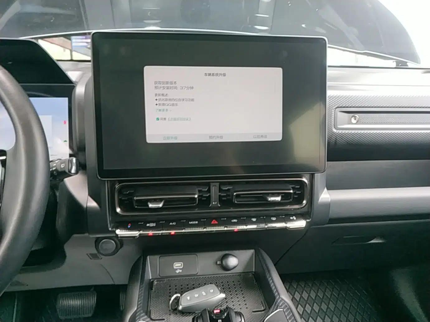 Haval Raptor New Energy 2023 Hi4 145 Explorer Edition — миниатюра 16