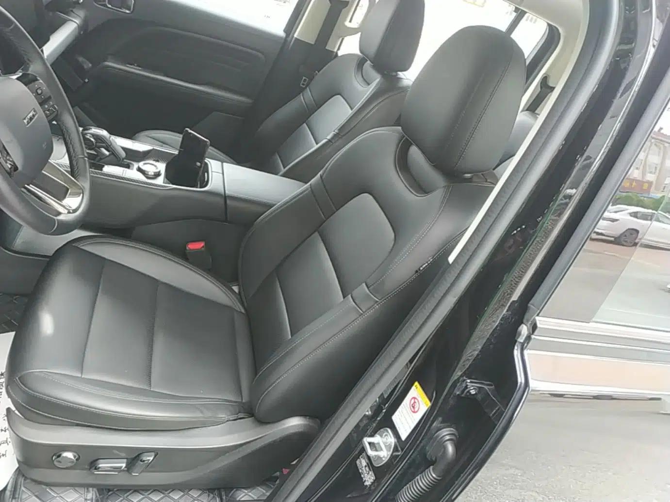 Haval Raptor New Energy 2023 Hi4 145 Explorer Edition — миниатюра 18