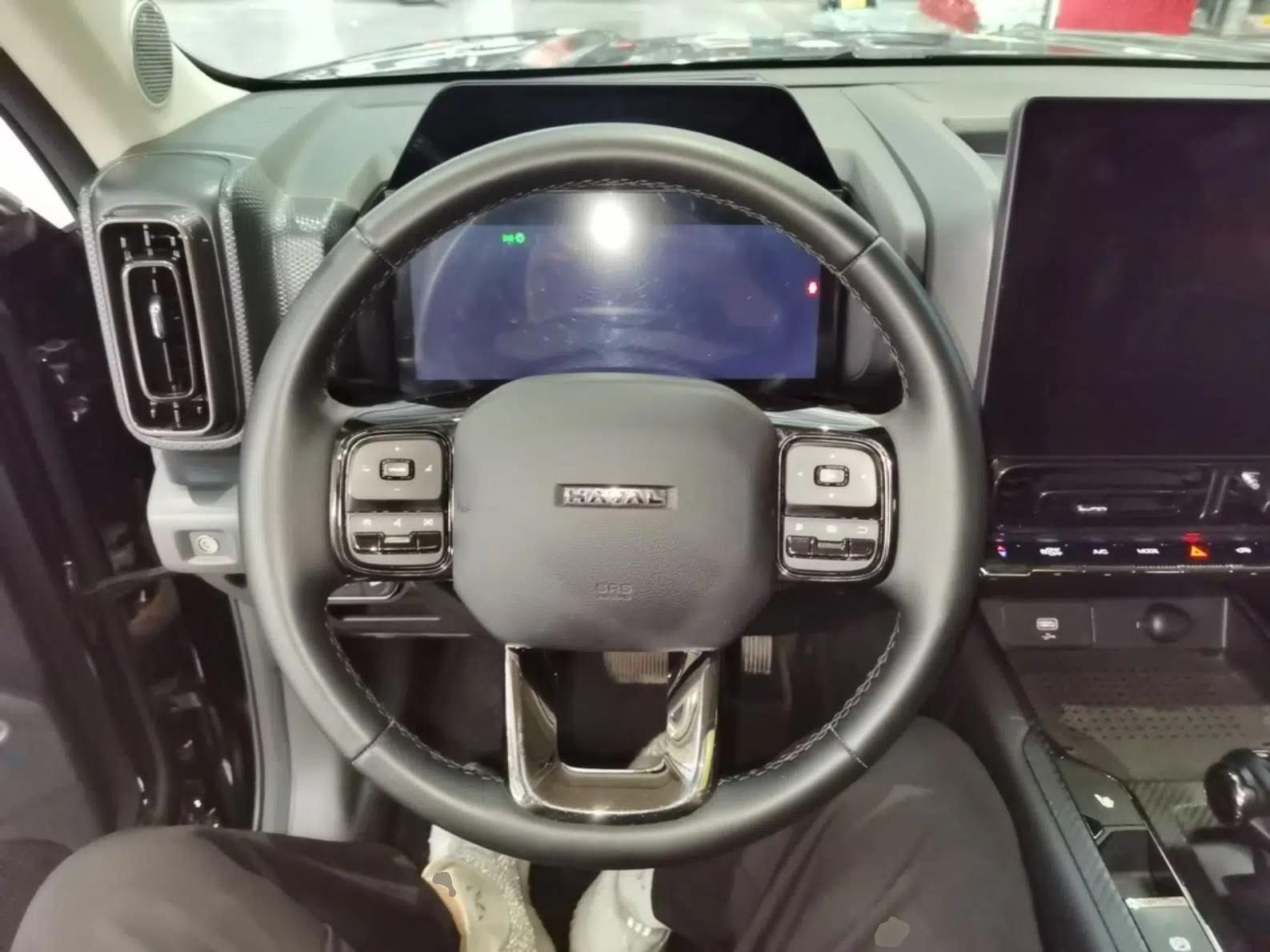 Haval Raptor New Energy 2024 Hi4 145 Cross-Over Edition — миниатюра 14