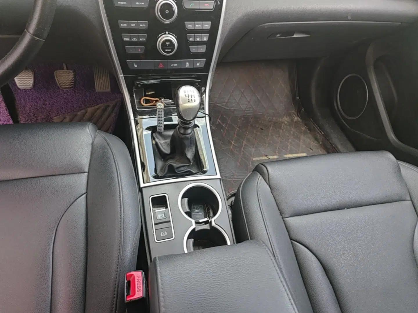 Haval H2 2016 Red-Label 1.5T Manual Two-Wheel Drive Luxury Model — миниатюра 17