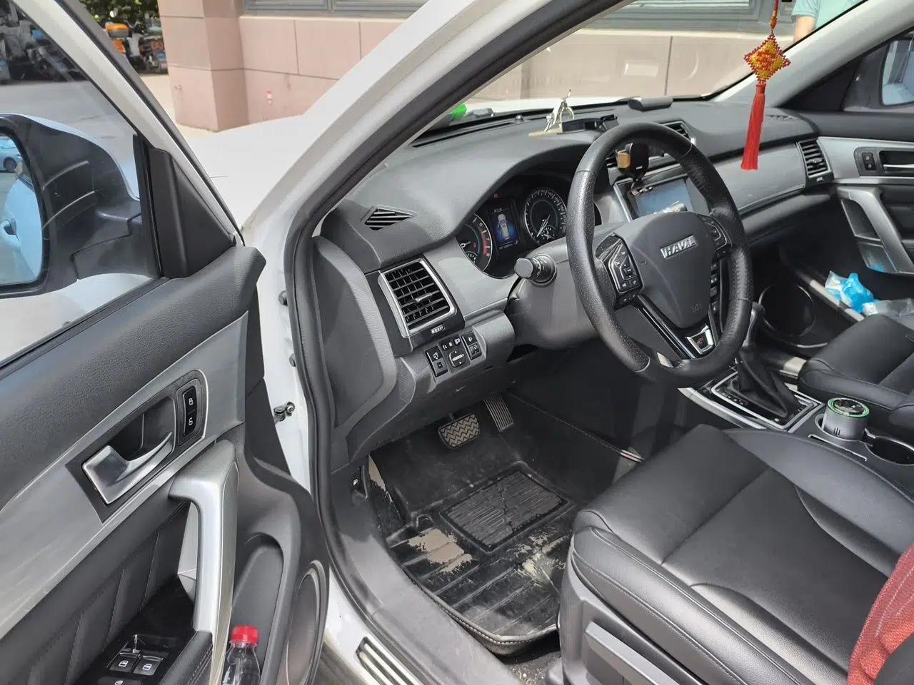 Haval H2 2016 Red-Label 1.5T Automatic Two-Wheel Drive Luxury Model — миниатюра 17