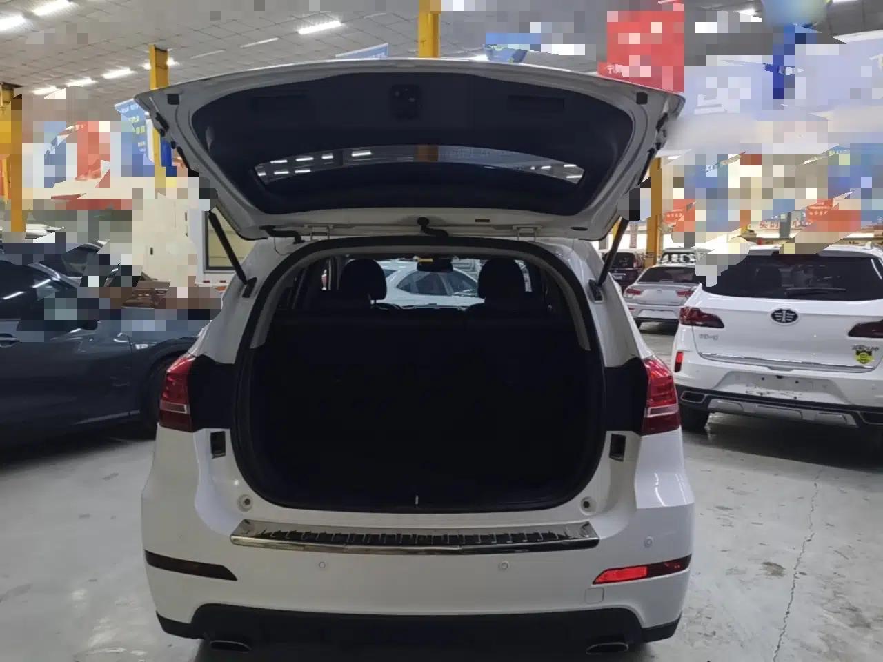 Haval H2 2016 Red Label 1.5T Manual Two-Wheel Drive Elite Model — миниатюра 22