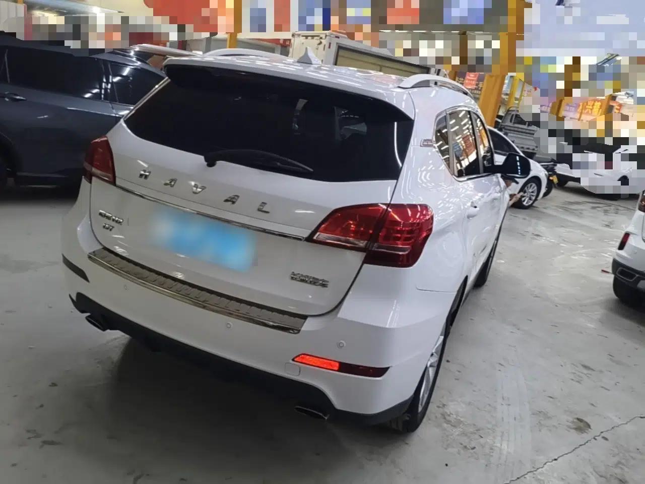 Haval H2 2016 Red Label 1.5T Manual Two-Wheel Drive Elite Model — миниатюра 6