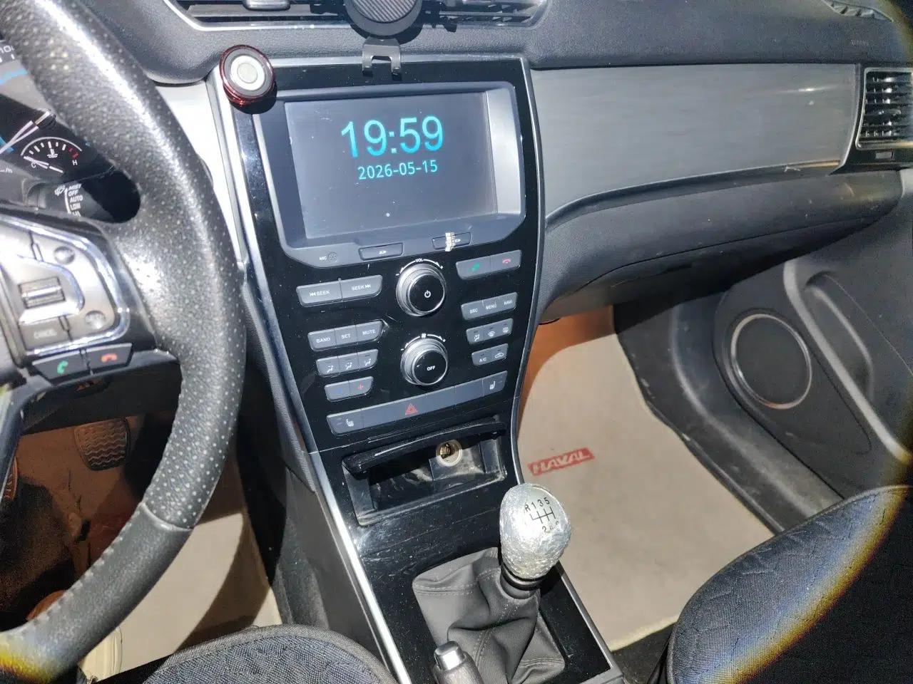 Haval H2 2016 Red Label 1.5T Manual Two-Wheel Drive Elite Model — миниатюра 14