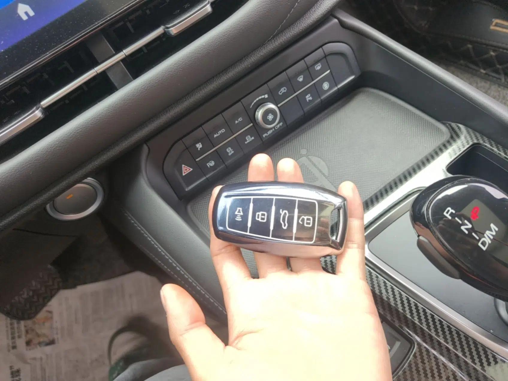 Haval F7 2020 2.0T Two-Wheel Drive i-Van — миниатюра 12