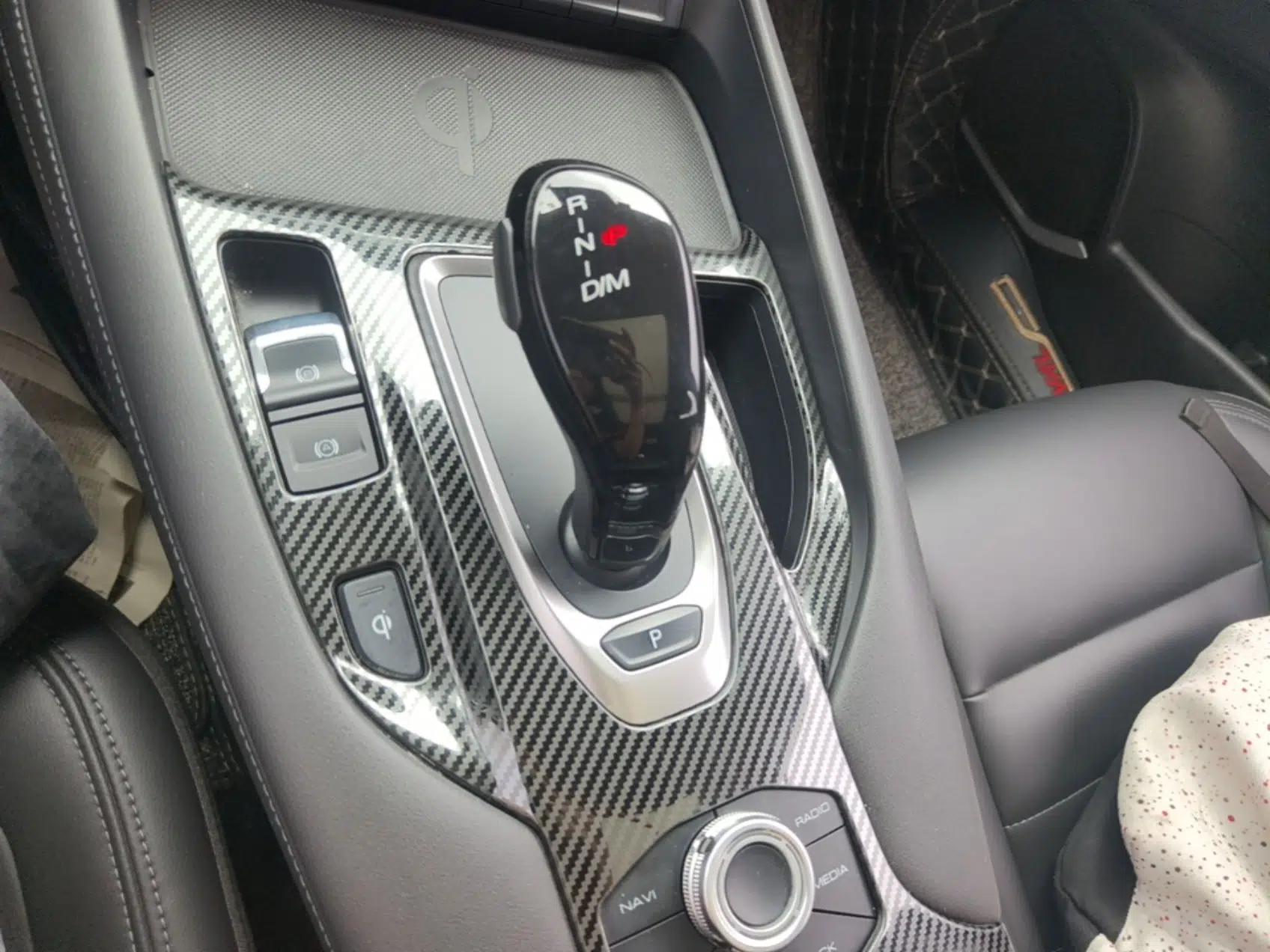 Haval F7 2020 2.0T Two-Wheel Drive i-Van — миниатюра 17