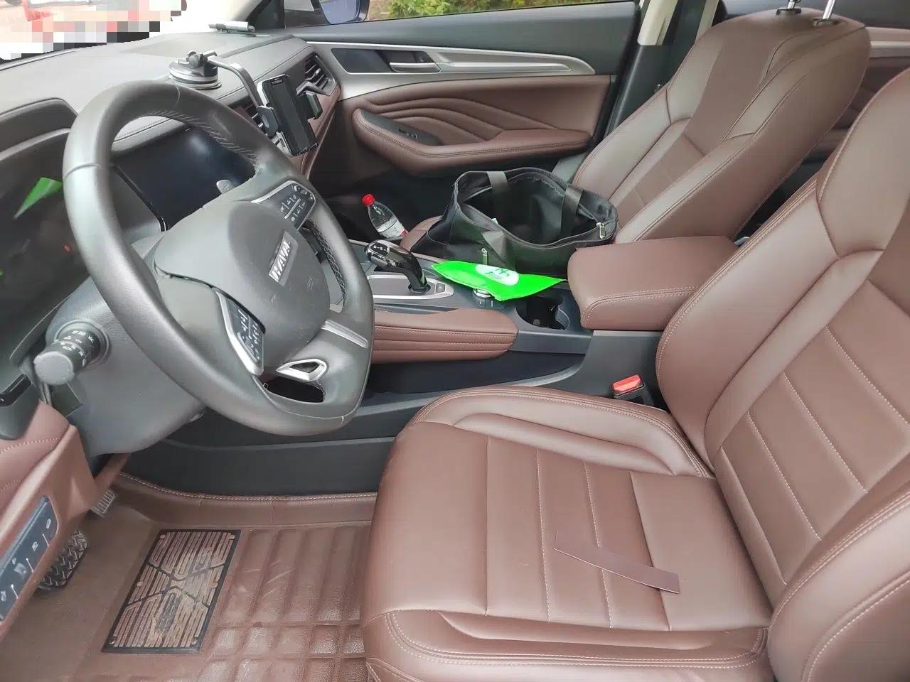 Haval F7 2019 2.0T Four-Wheel Drive iJoy China V Standard — миниатюра 16