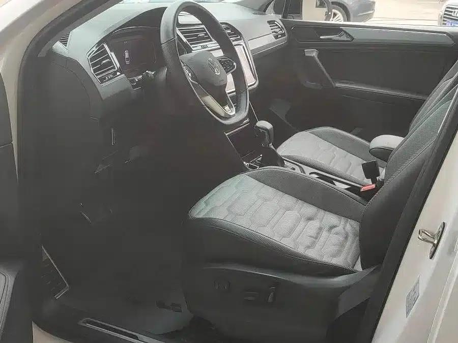Tiguan X 2021 330TSI 2WD Flagship Edition — миниатюра 4