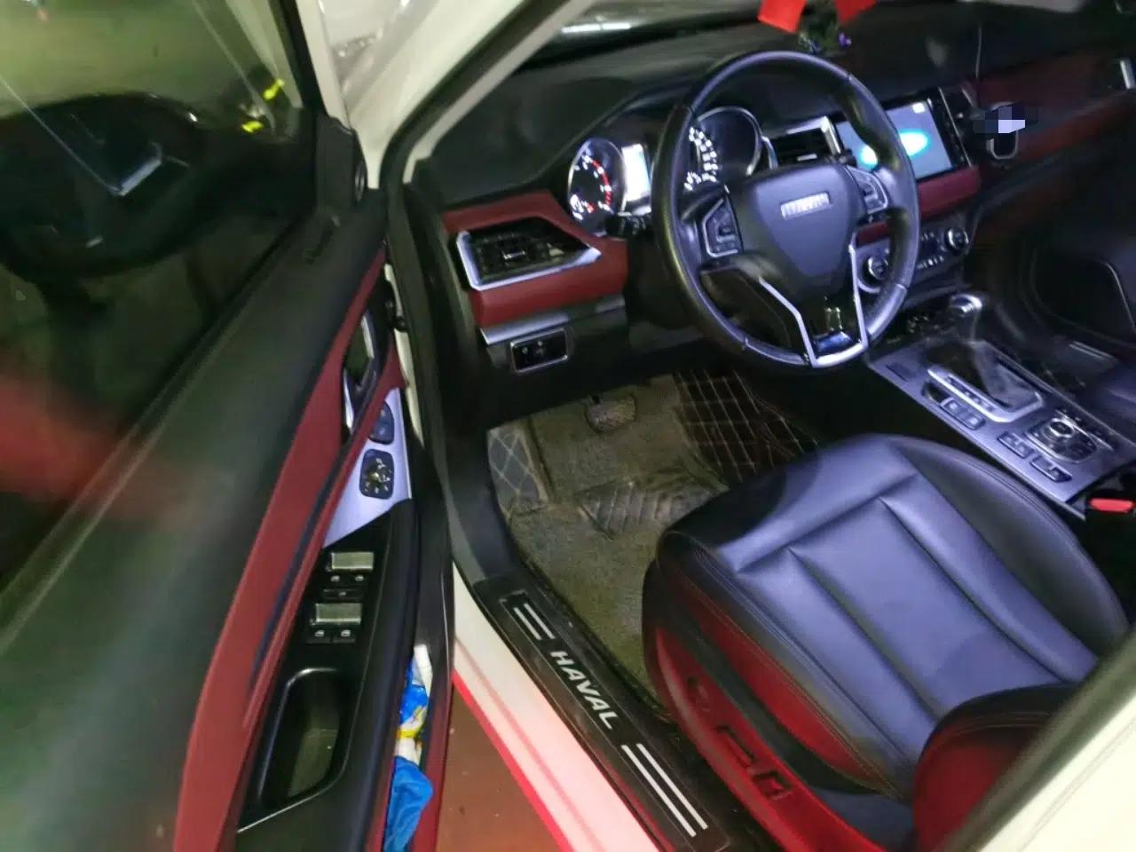 Haval H6 Coupe 2018 Red-Label 1.5T Automatic Two-Wheel Drive Ultra-Luxury Model — миниатюра 17