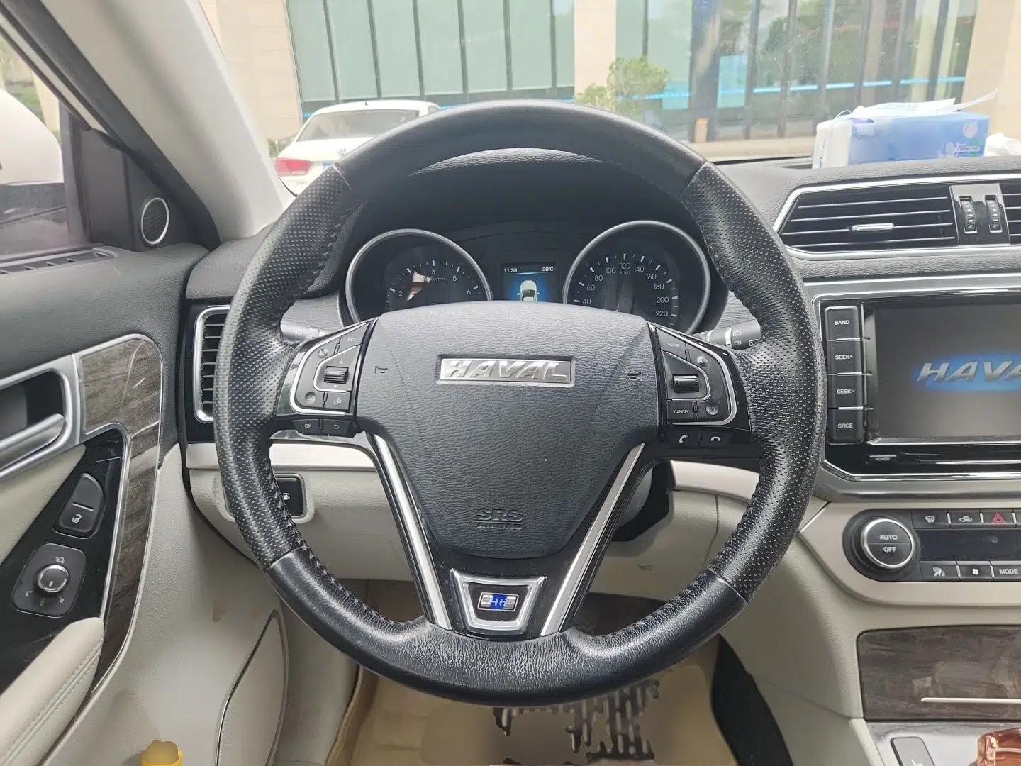 Haval H6 Coupe 2015 Blue Label 2.0T Manual Two-Wheel-Drive Elite Model — миниатюра 11