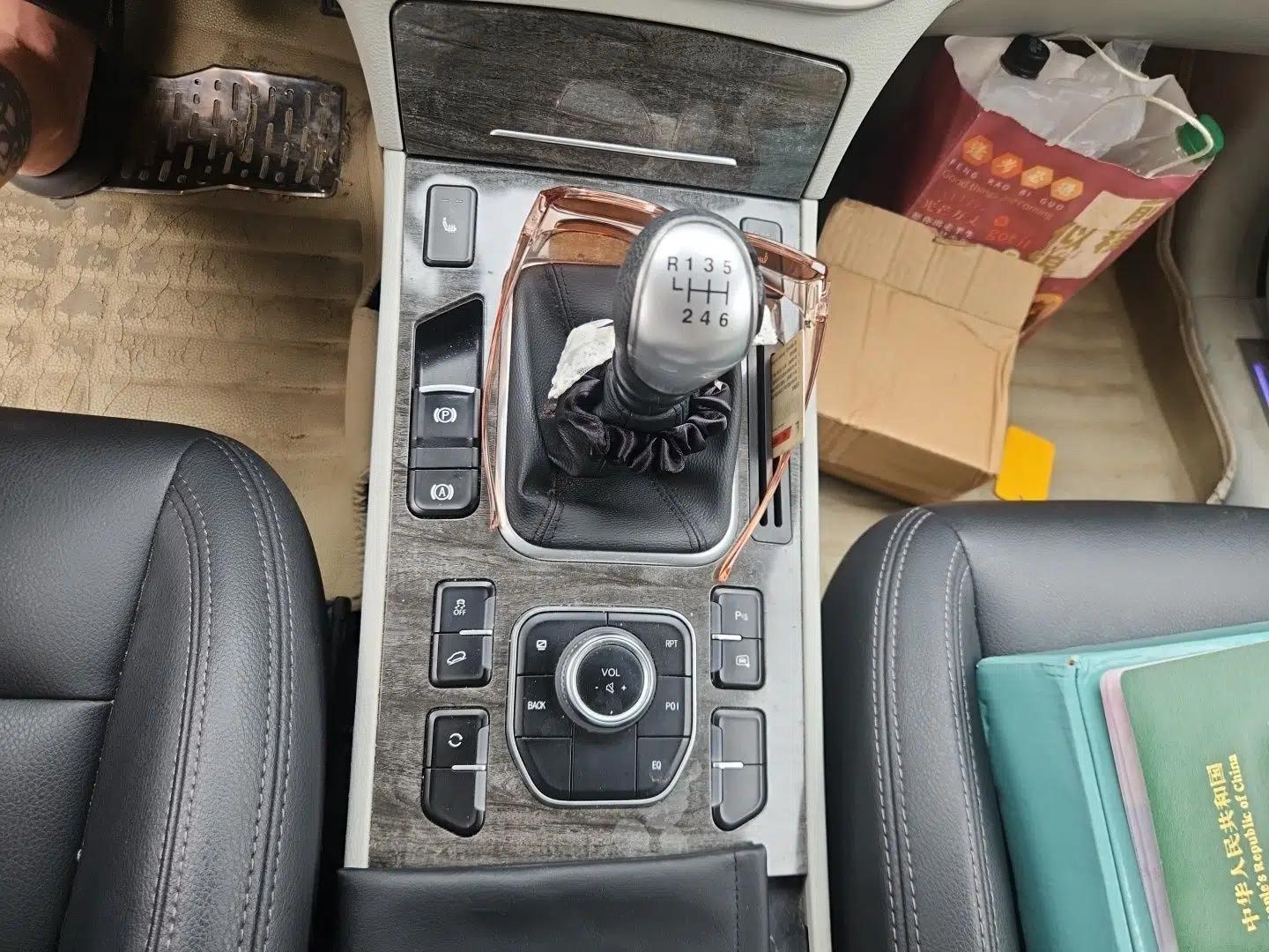 Haval H6 Coupe 2015 Blue Label 2.0T Manual Two-Wheel-Drive Elite Model — миниатюра 15