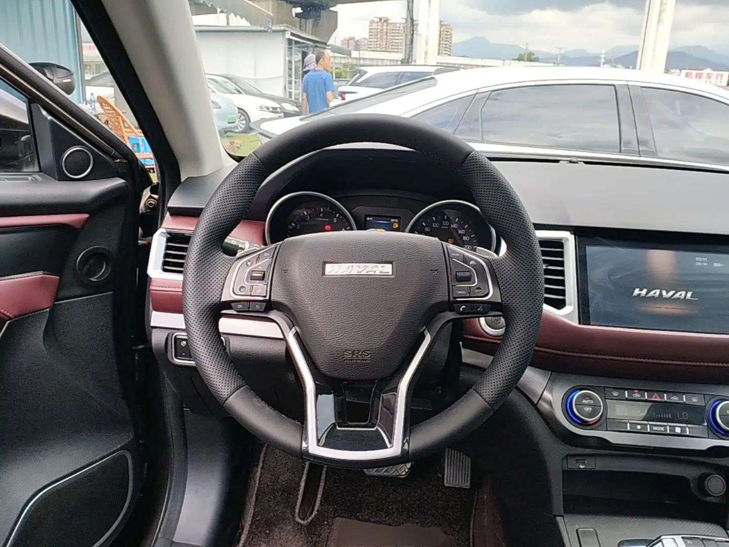 Haval H6 Coupe 2019 1.5T Automatic Two-Wheel Drive Luxury Smart Connectivity Version China VI Standard — миниатюра 14