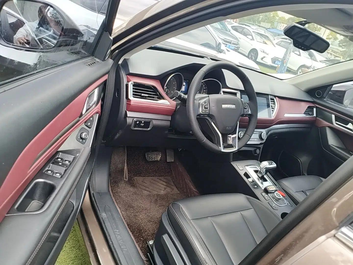 Haval H6 Coupe 2019 1.5T Automatic Two-Wheel Drive Luxury Smart Connectivity Version China VI Standard — миниатюра 19