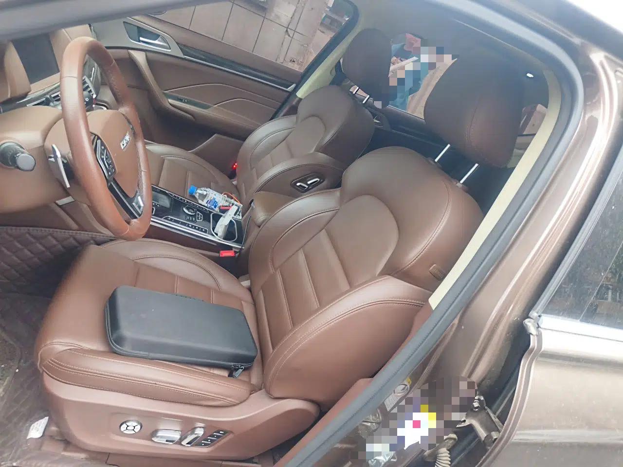 Haval H7 2017 Red-Label H7 2.0T Automatic Luxury Model — миниатюра 16