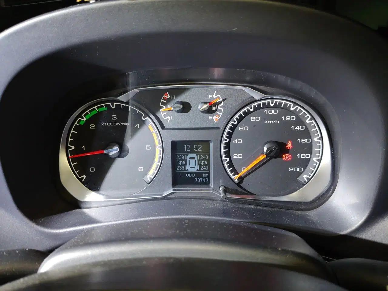 Haval H5 Classic 2016 Classic Edition 2.0T Diesel Manual 4x4 Prestige Model — миниатюра 12