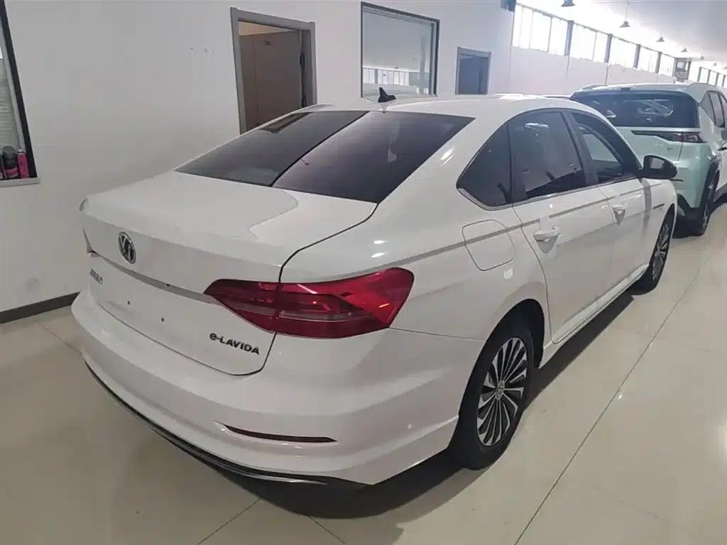 2019 Volkswagen Lavida EV Premium Edition — миниатюра 7