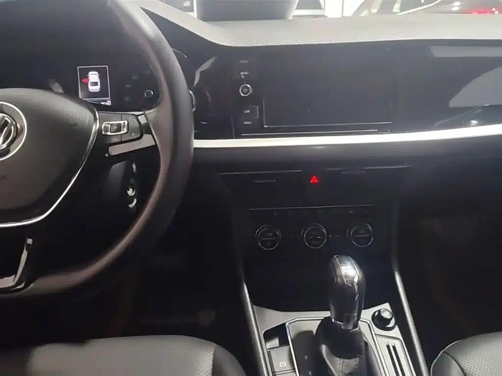 2019 Volkswagen Lavida EV Premium Edition — миниатюра 10