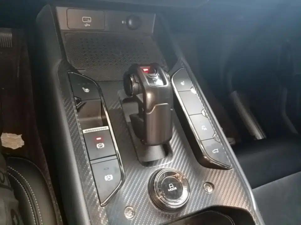 Haval H Dog New Energy 2023 DHT-PHEV 105km Tide Electric Version Plus — миниатюра 17