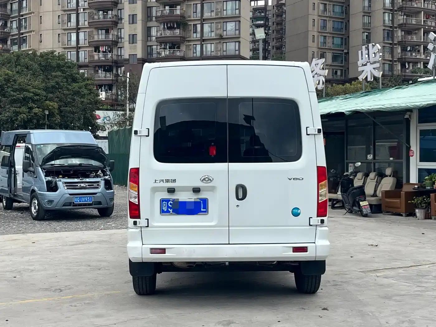 Xintu V80 2023 2.0T PLUS Manual All-Rounder Long Wheelbase Mid-Roof 6/7/8/9 Seats — миниатюра 5