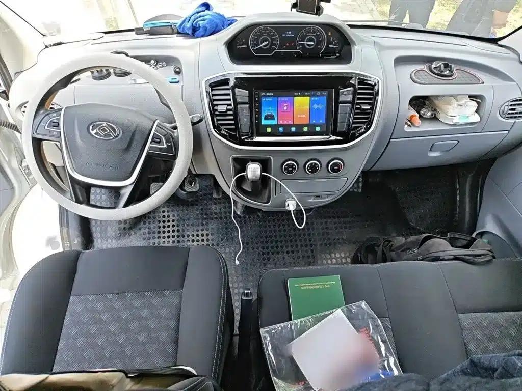 Xintu V80 2021 2.0T Manual Classic Aoyuntong Long Wheelbase Mid-Roof 6/7/8/9 Seats — миниатюра 13