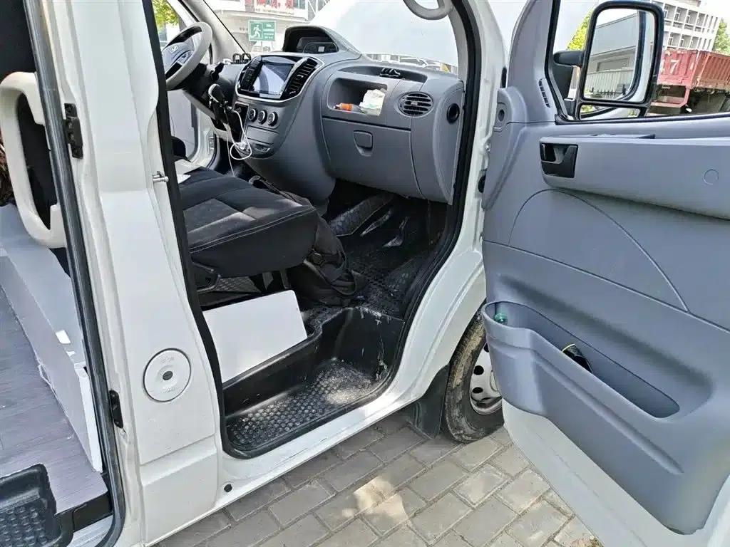 Xintu V80 2021 2.0T Manual Classic Aoyuntong Long Wheelbase Mid-Roof 6/7/8/9 Seats — миниатюра 20