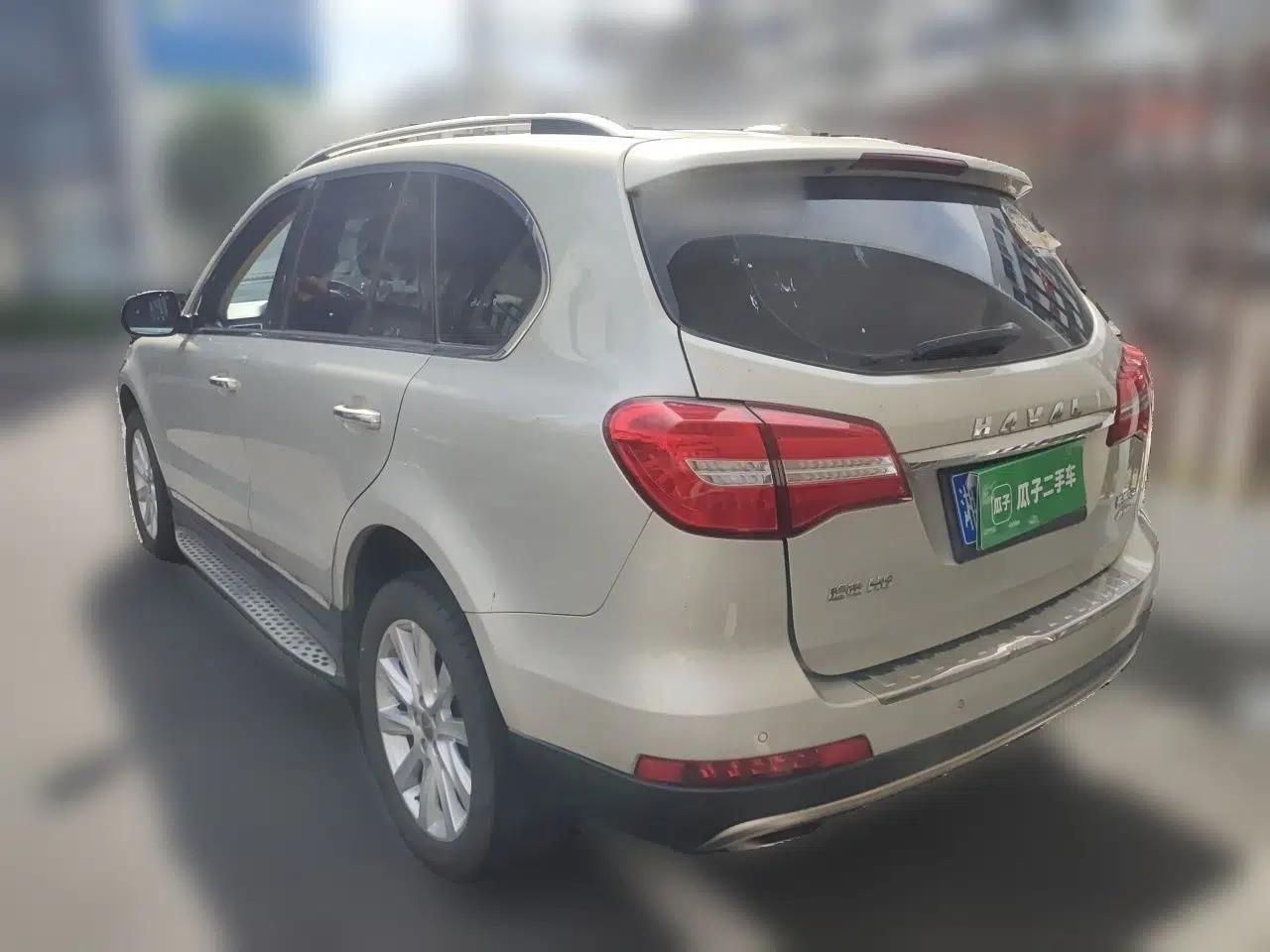 Haval H8 2015 2.0T Two-Wheel-Drive Elite Version — миниатюра 4