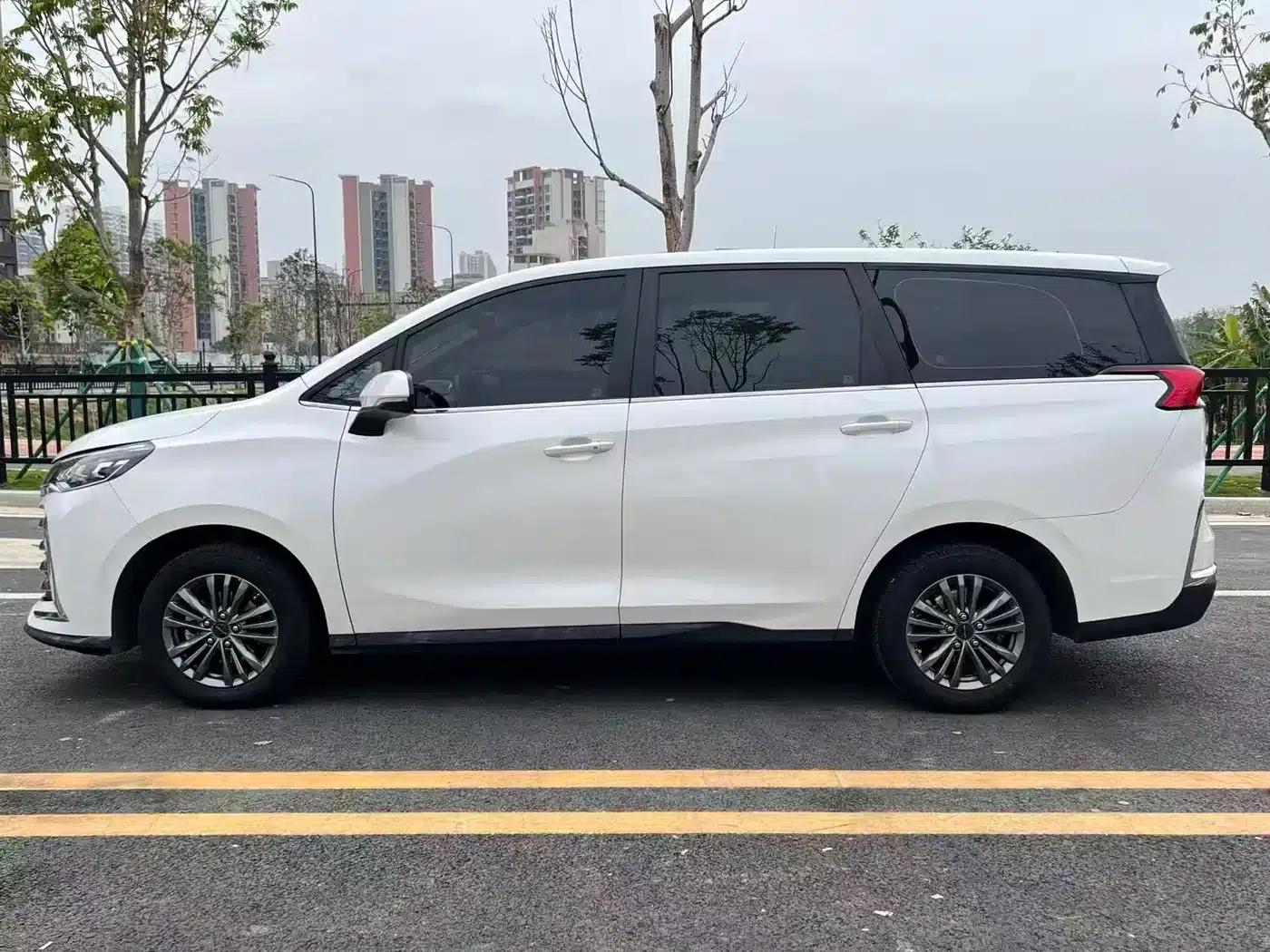 Maxus G50 2024 Facelift PLUS 1.5T Happiness Recommendation Automatic Start Version — миниатюра 3