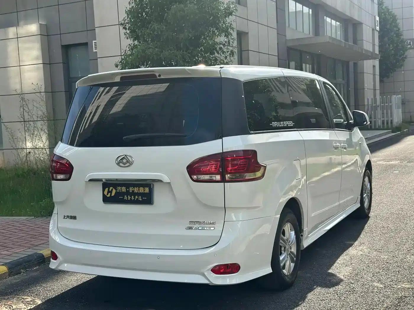 Maxus G10 2022 2.0T Automatic Elite Edition Gasoline 9-Seater — миниатюра 4