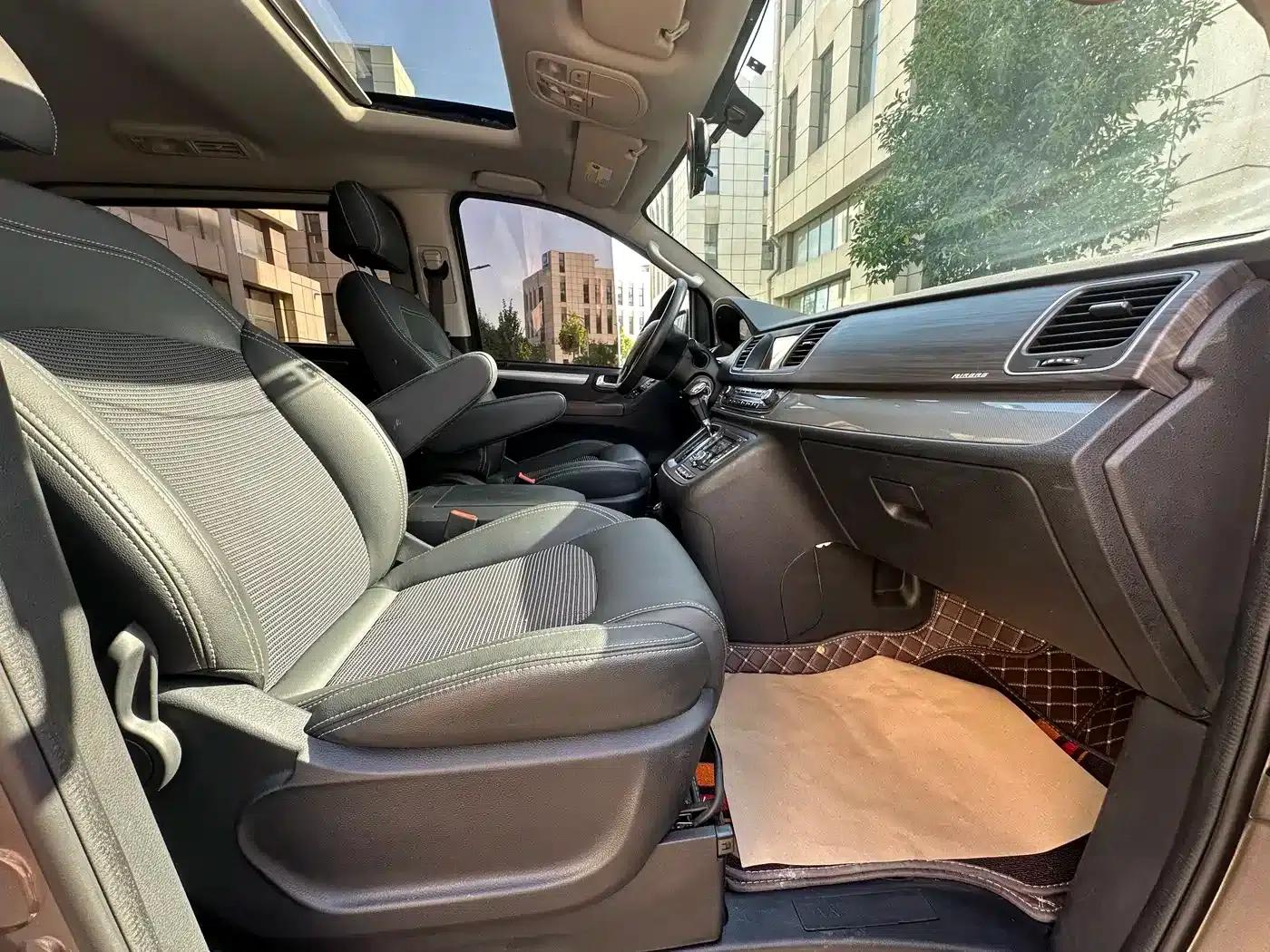 Maxus G10 2018 PLUS 2.0T Automatic Luxury Edition — миниатюра 13
