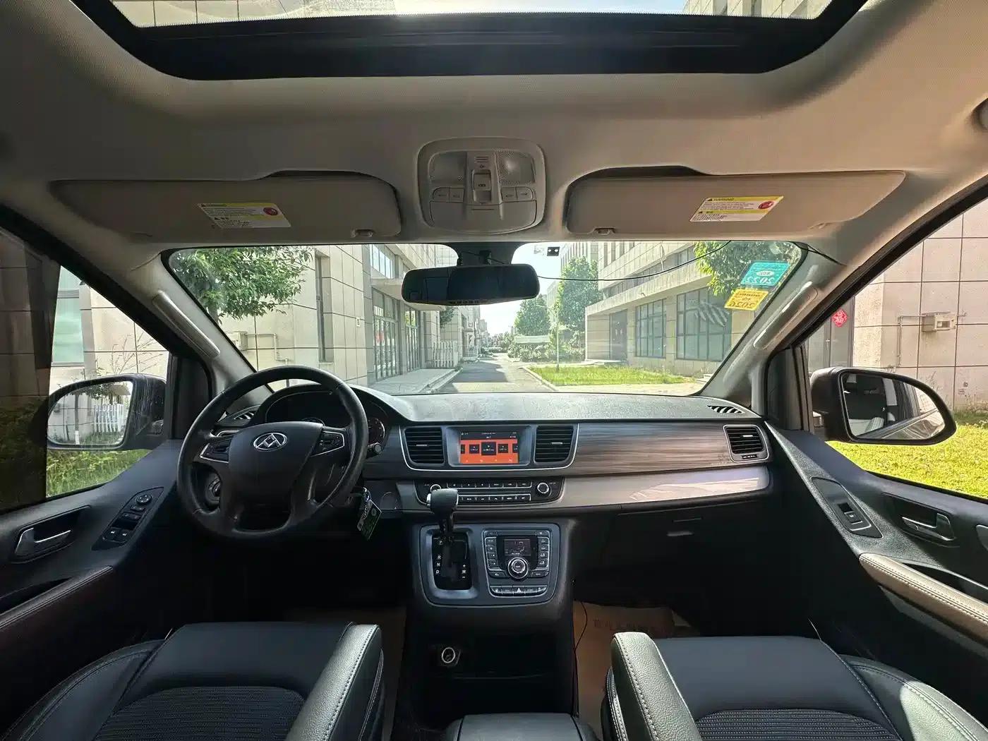 Maxus G10 2018 PLUS 2.0T Automatic Luxury Edition — миниатюра 7