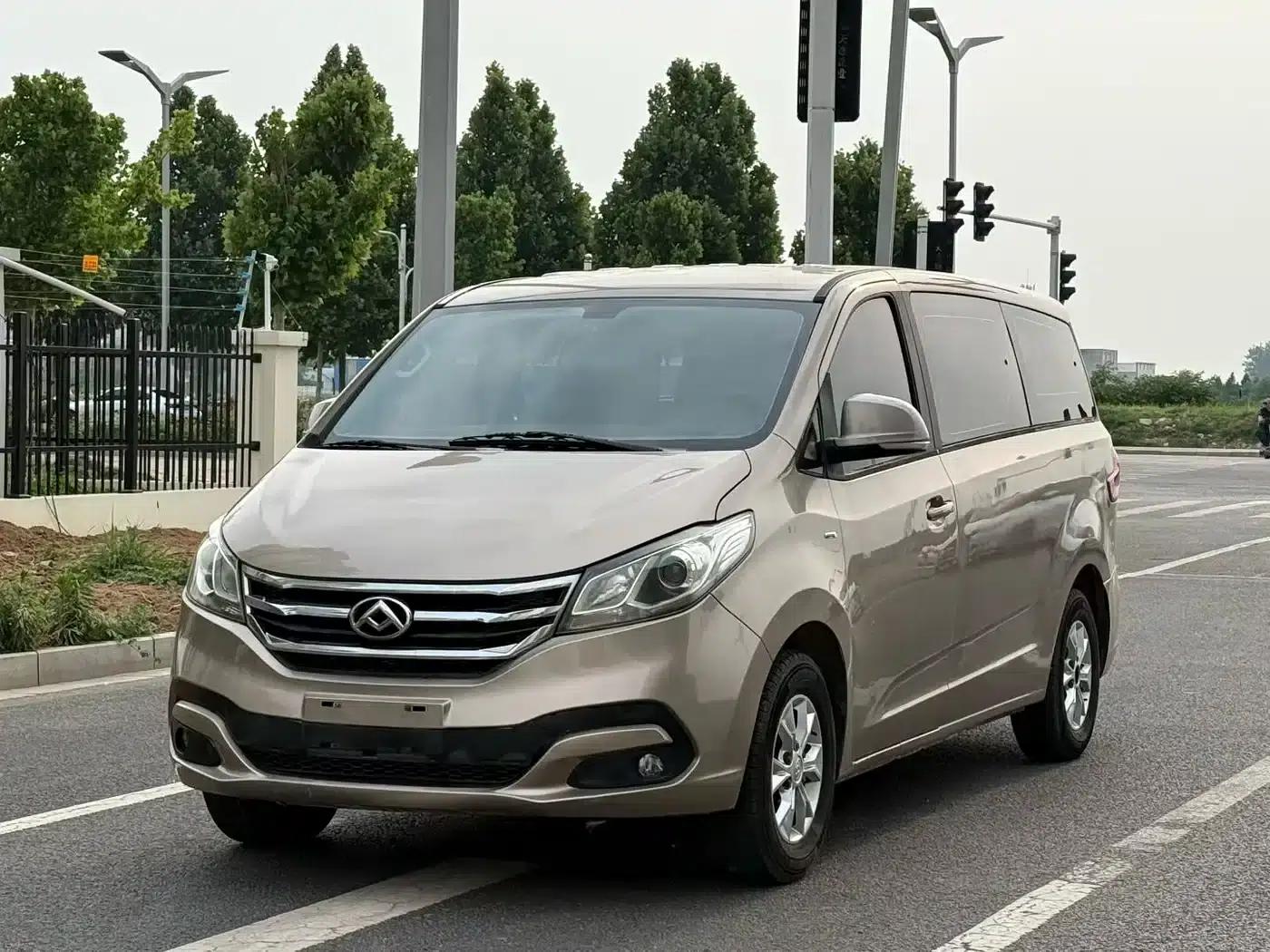 Maxus G10 2014 2.0T Automatic Executive Edition — миниатюра 3