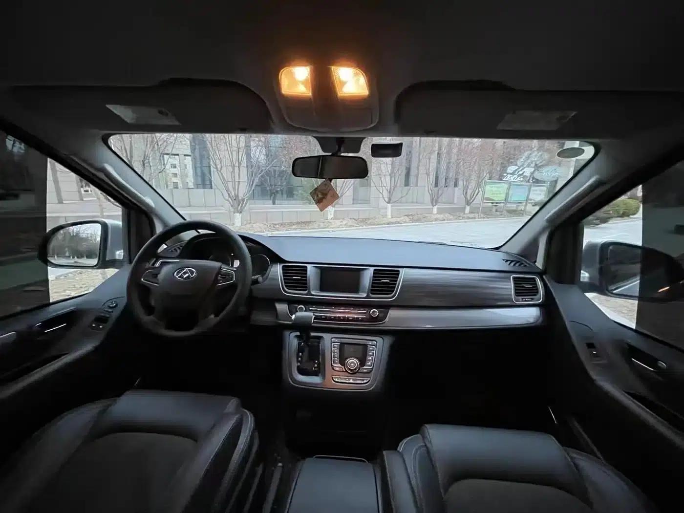 Maxus G10 2018 PLUS 2.0T Automatic Elite Edition — миниатюра 6