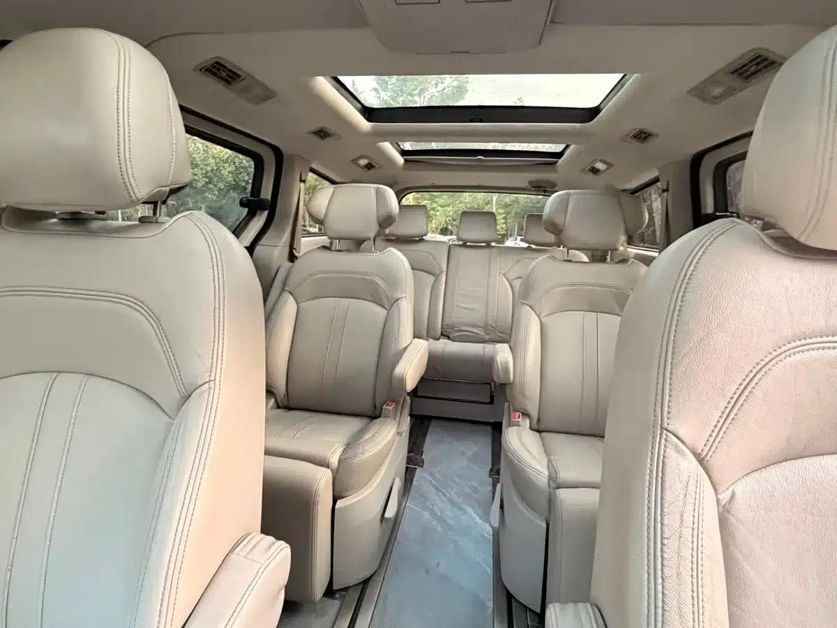 Maxus G10 2014 2.0T Automatic Luxury Executive Edition — миниатюра 7