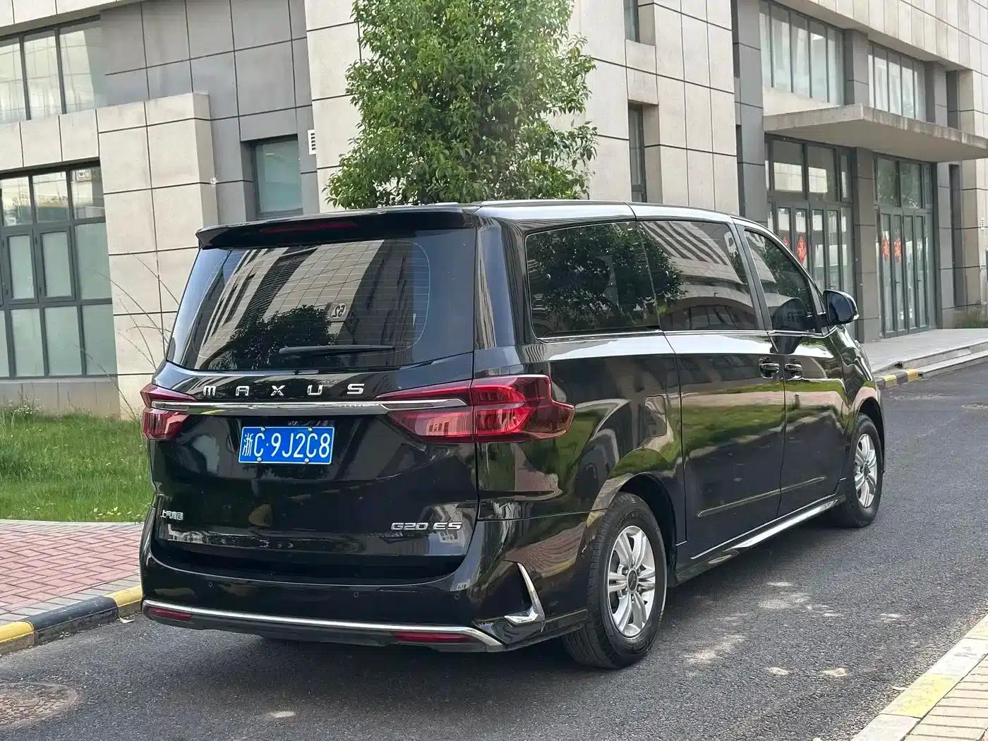 Maxus G20 2023 Facelift ES 2.0T Gasoline Automatic Value Edition — миниатюра 4