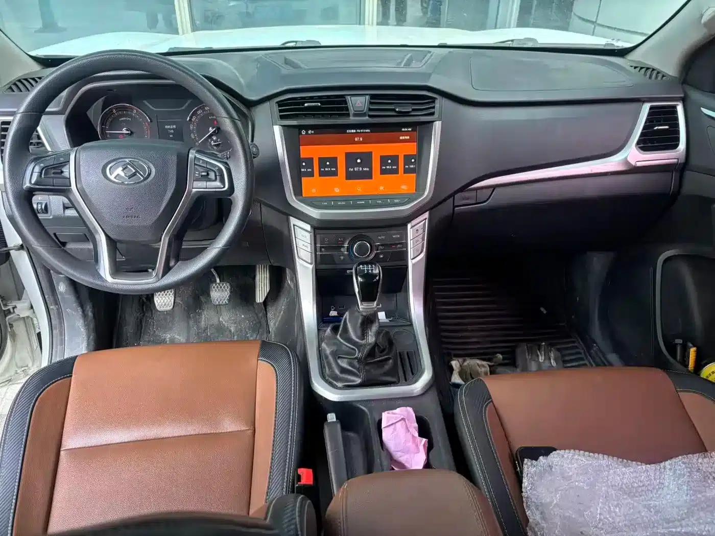 Maxus T70 2020 2.0T Diesel Manual 2WD Comfort Edition with Long Box and High Chassis — миниатюра 6