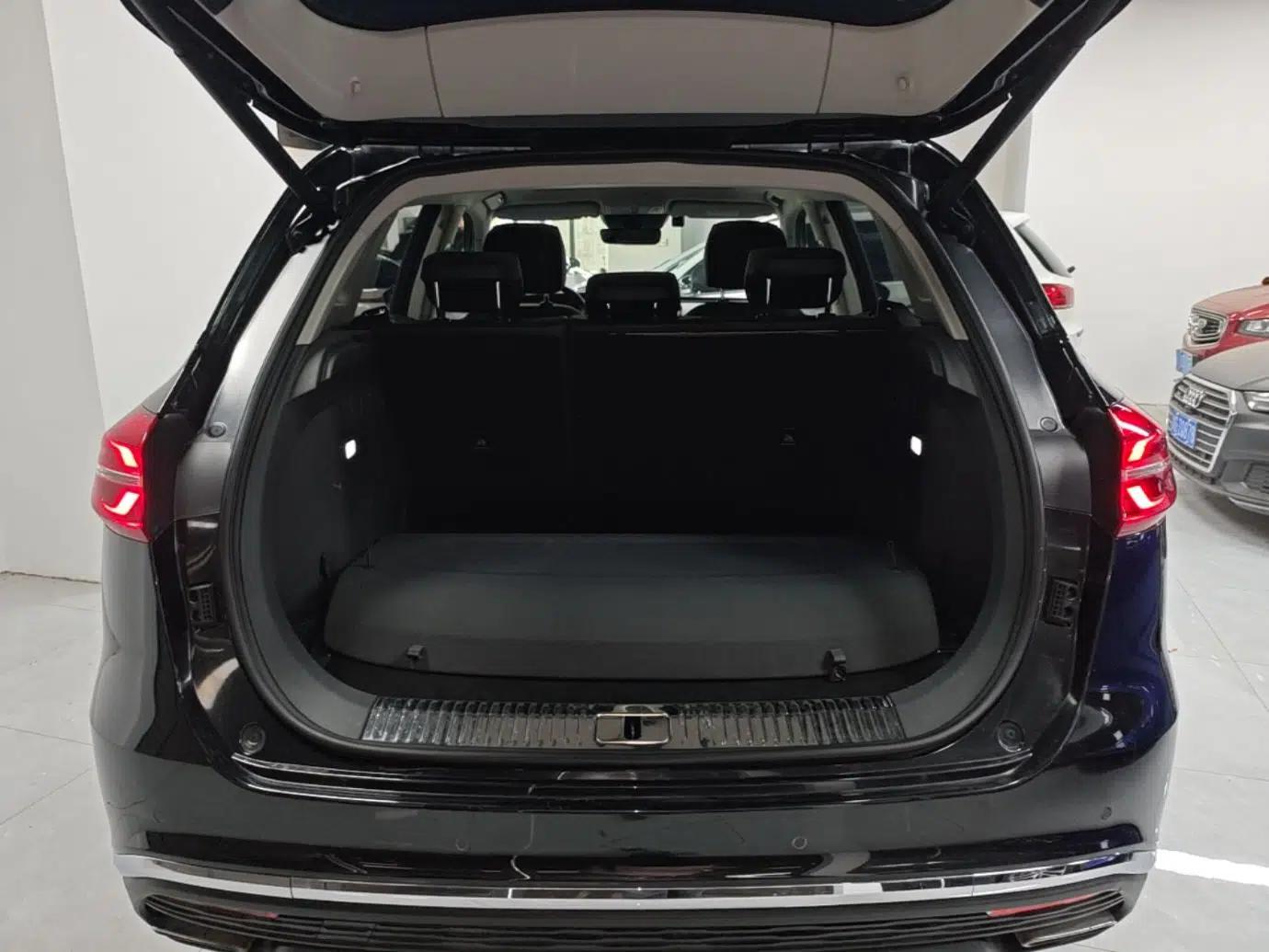 Hongqi HS5 2019 2.0T Smart Connect Flagship Edition — миниатюра 22