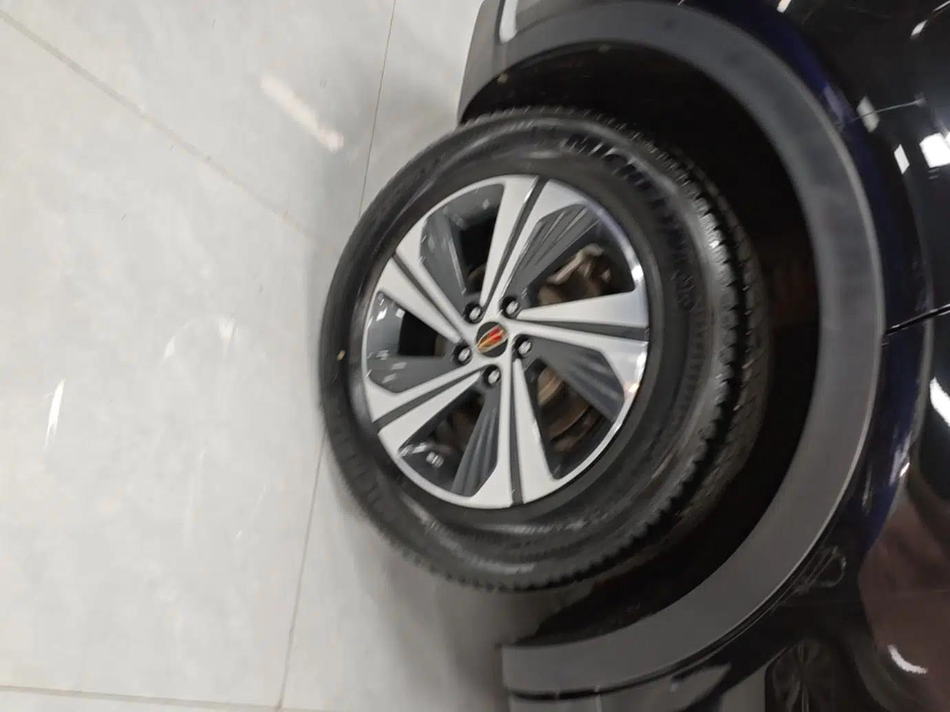Hongqi HS5 2019 2.0T Smart Connect Flagship Edition — миниатюра 10