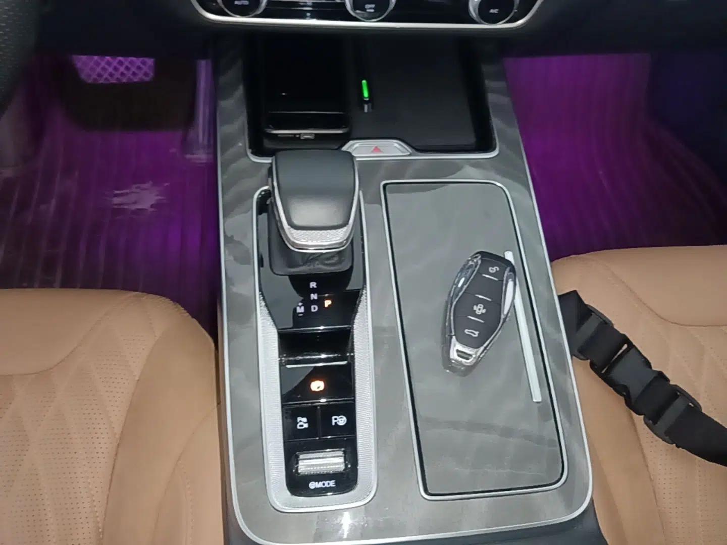Hongqi HS5 2023 2.0T Four-Wheel Drive Flagship Pro Edition — миниатюра 17