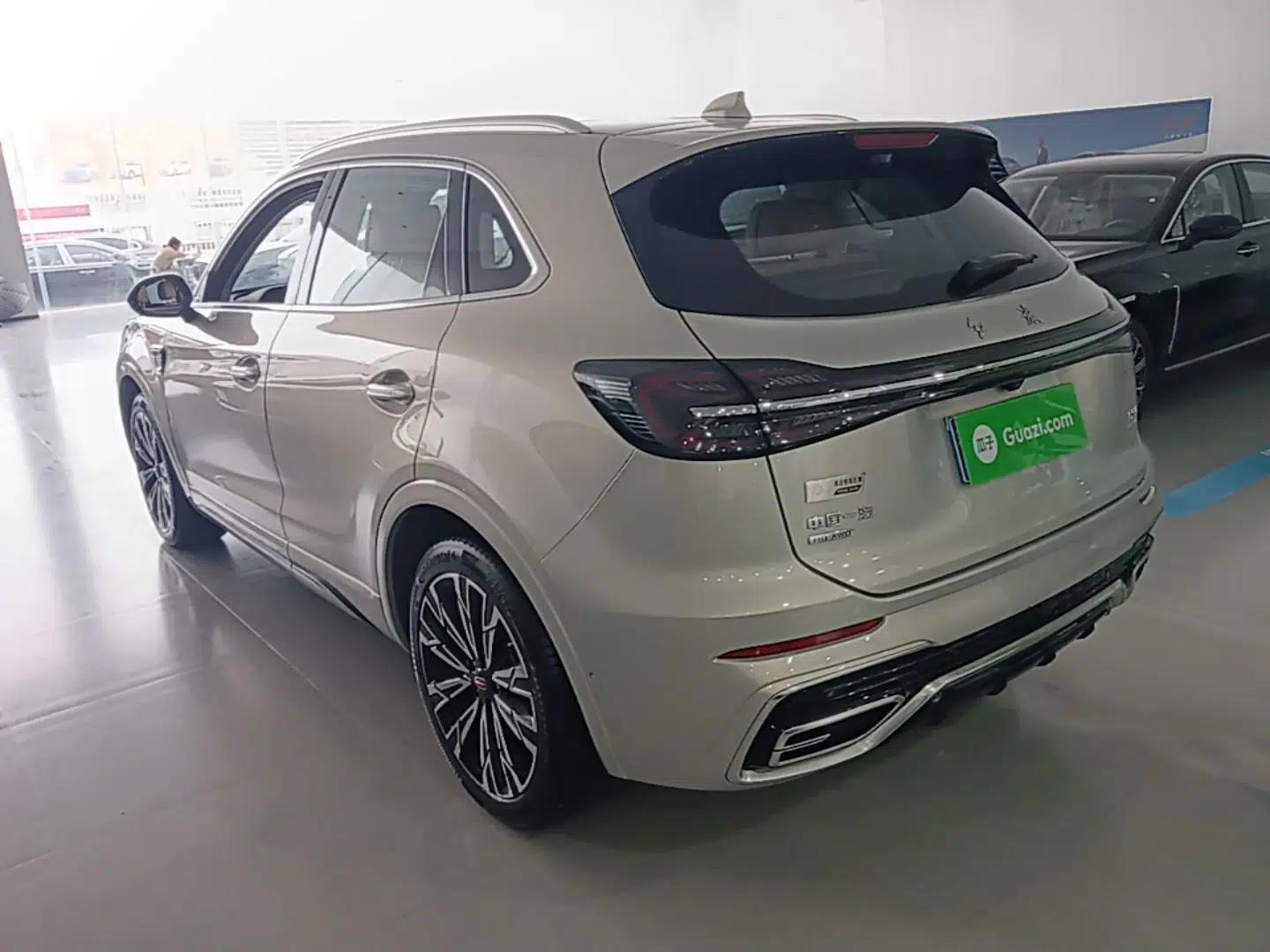 Hongqi HS5 2023 2.0T Four-Wheel Drive Flagship Pro Edition — миниатюра 4