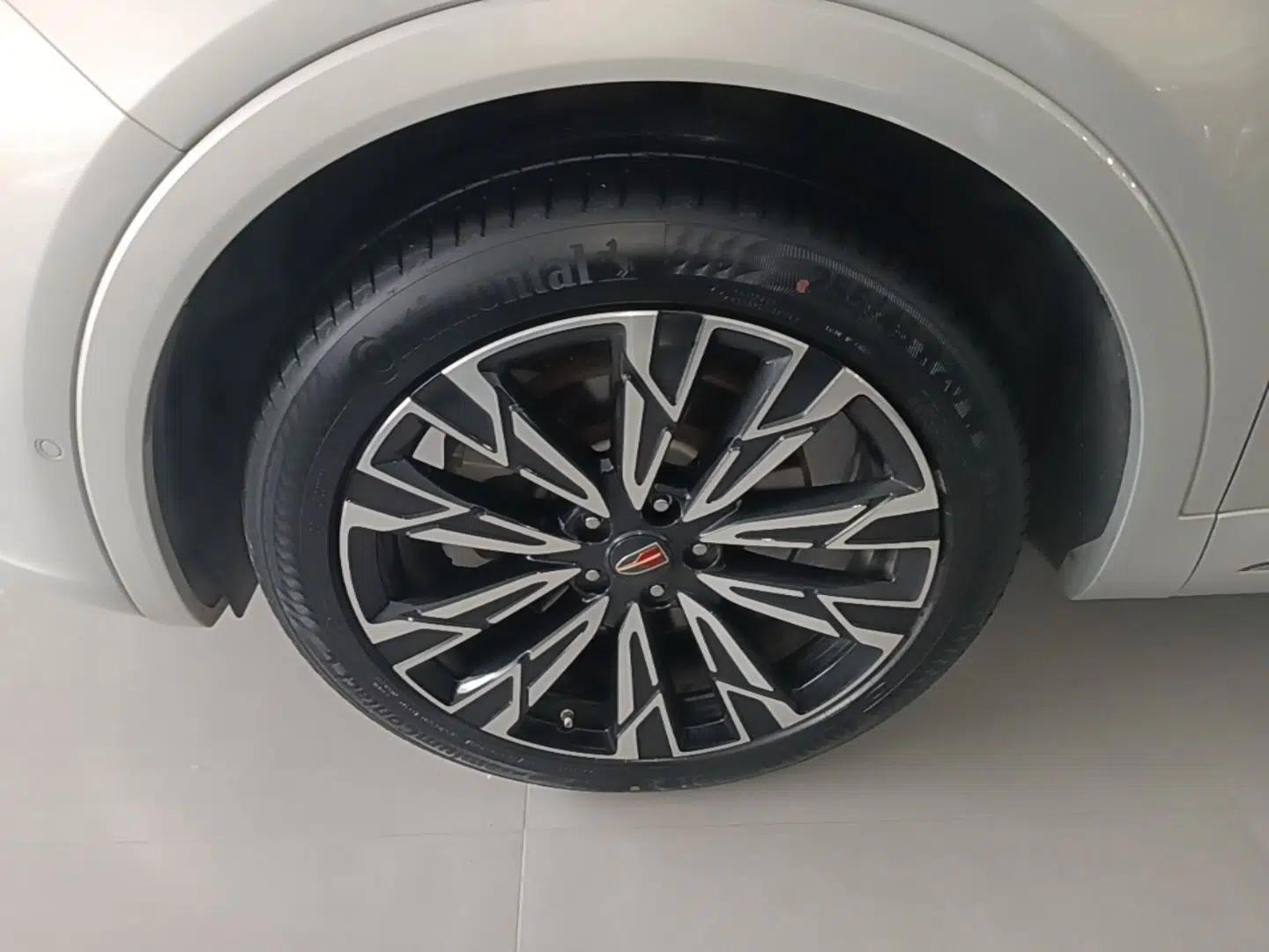 Hongqi HS5 2023 2.0T Four-Wheel Drive Flagship Pro Edition — миниатюра 8