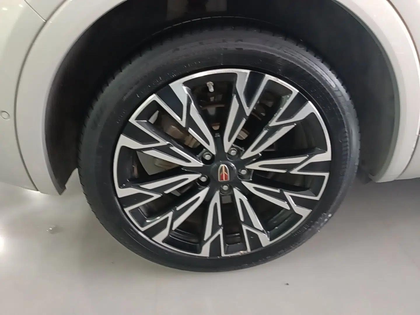 Hongqi HS5 2023 2.0T Four-Wheel Drive Flagship Pro Edition — миниатюра 10