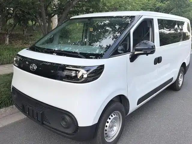 Dana V1 2025 Model V1+ Short Wheelbase Low Roof Multi-functional Version (50kWh)