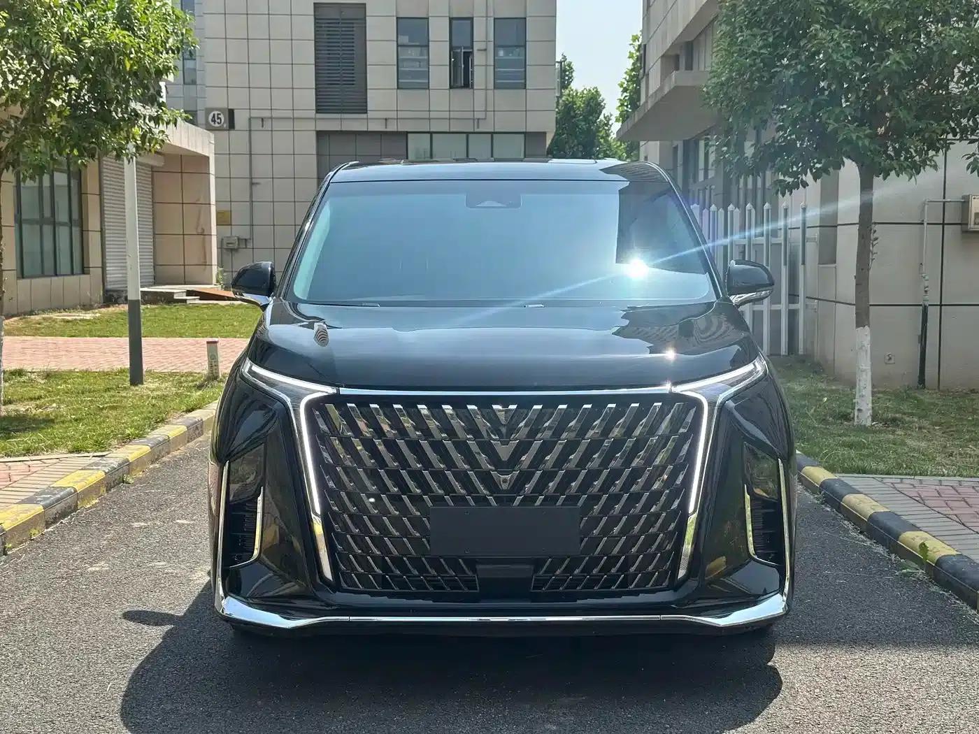 Maxus G90 2023 2.0T Galaxy 7-seater Edition — миниатюра 2