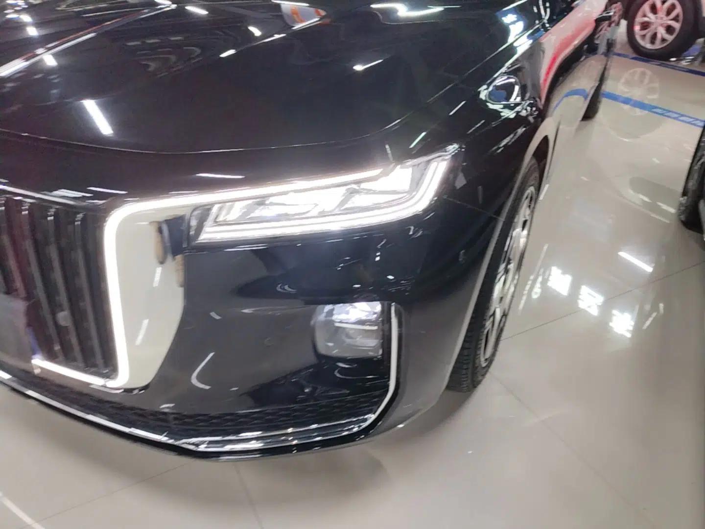 Hongqi H9 2022 2.0T Smart Connect Flagship Edition — миниатюра 2