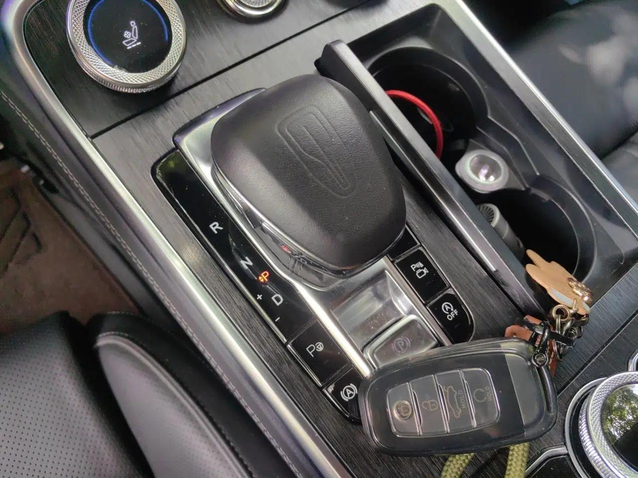 Hongqi H9 2020 2.0T Smart Connect Flagship Edition — миниатюра 15