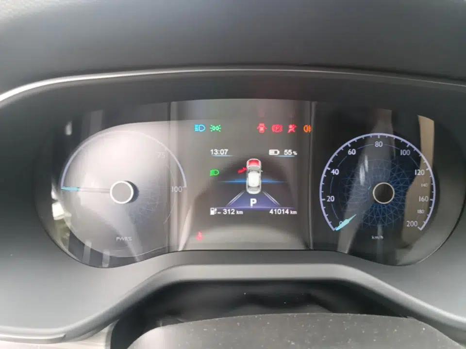 Hongqi E-QM5 2023 620km PLUS — миниатюра 15